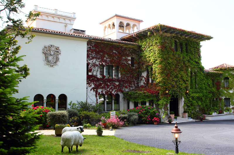 château de brindos-façade du domaine-anglet