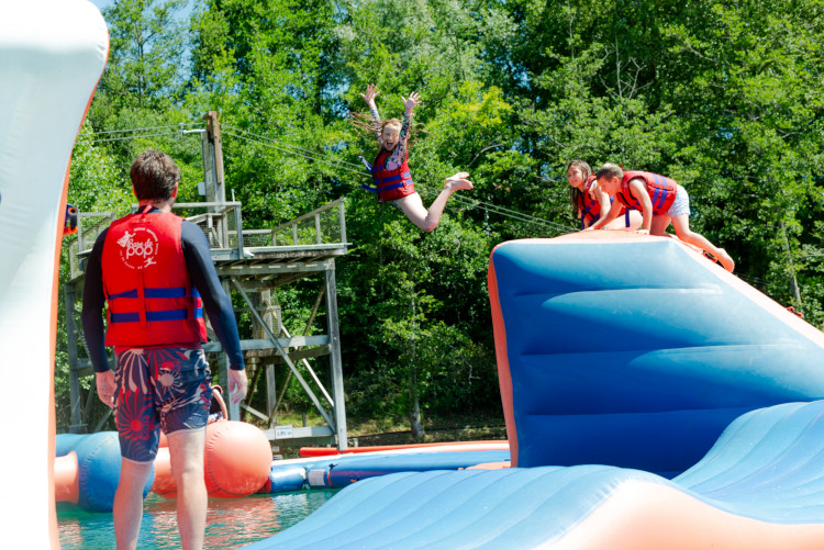 waterzone de la Base de Pop au lac de Guiche